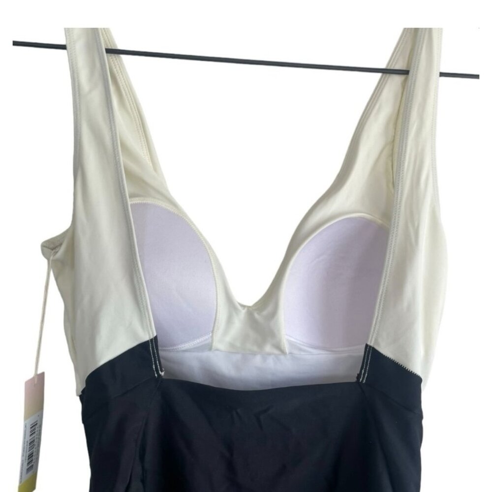 Summersalt Tie Waist Backflip Black & White One-Piece, new with tags - Picture 3 of 6